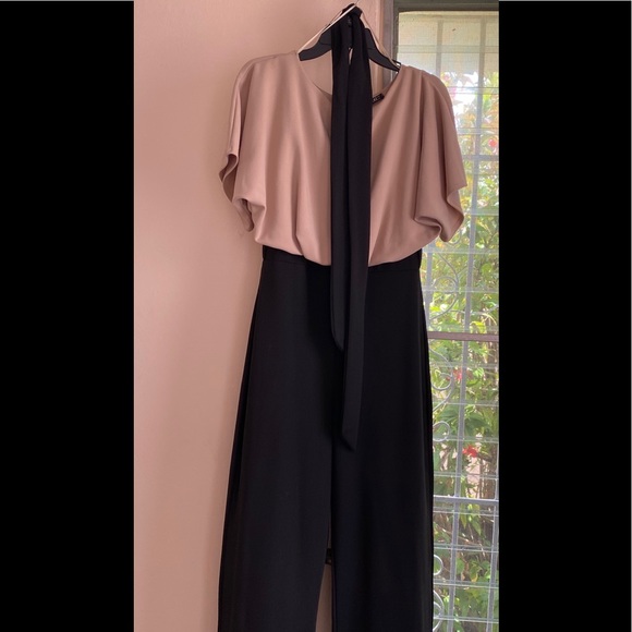 Final sale ! 🔥Beautiful Jumpsuit! - Picture 2 of 3